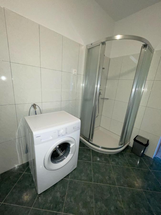 Apartman Varea Ližnjan 外观 照片