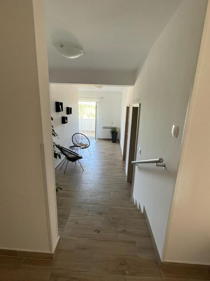 Apartman Varea Ližnjan 外观 照片