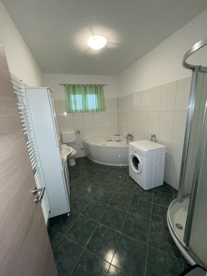 Apartman Varea Ližnjan 外观 照片